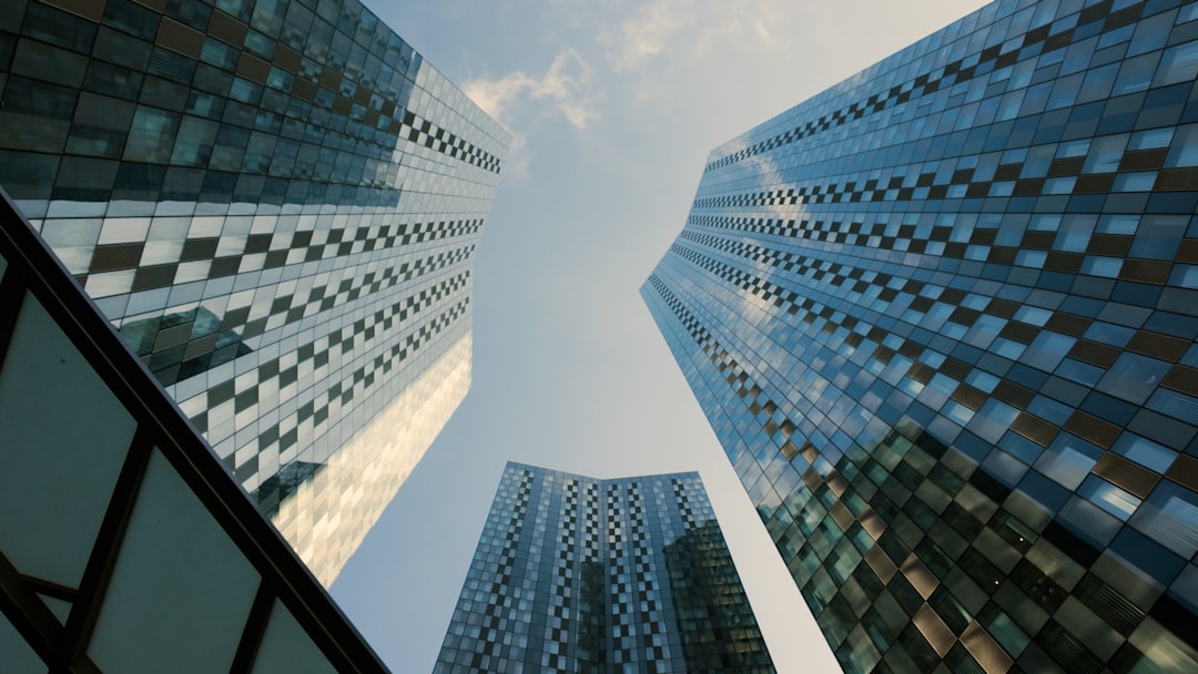 Can I challenge preferential payments before administration in Leeds?